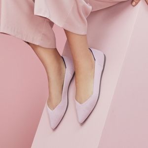 Petal pink pointy rothy 7.5